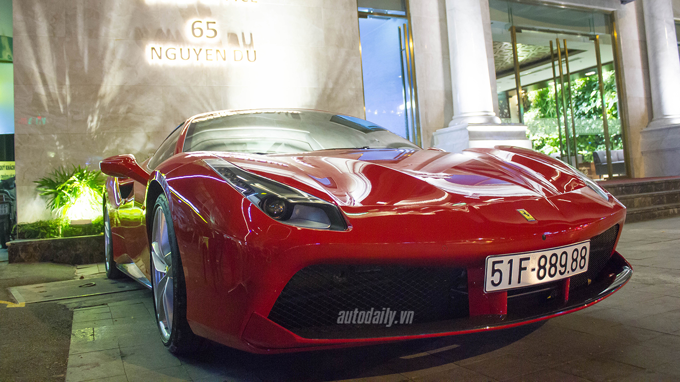 Ngắm “ngựa chồm” Ferrari 488 GTB đỏ rực trên phố Sài Gòn 488 GTB (4).jpg