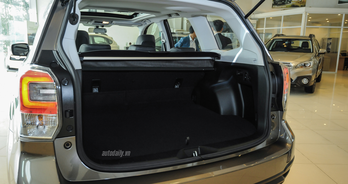 Ảnh chi tiết Subaru Forester 2016 tại Việt Nam subaru forester 2016 (27).jpg
