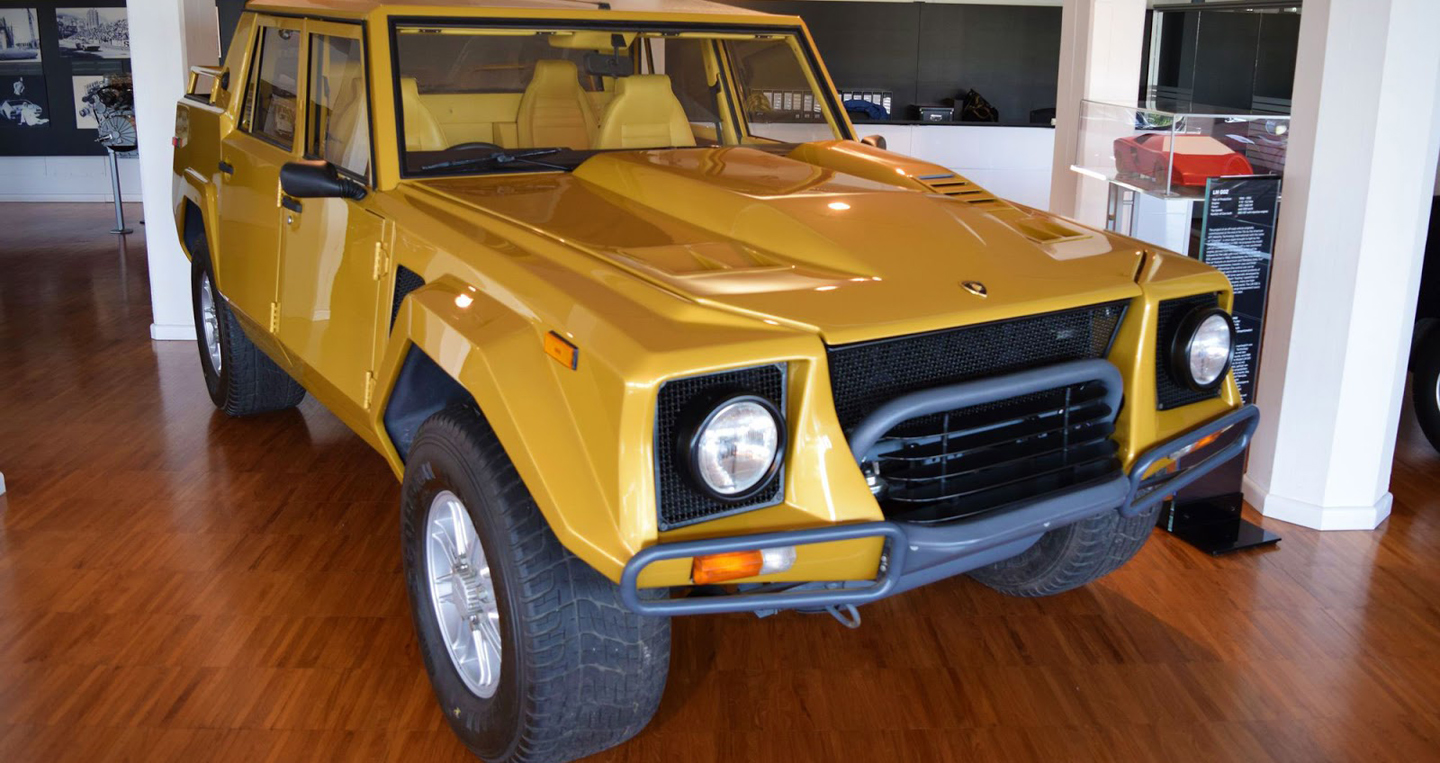 Bên trong bảo tàng hãng siêu xe Lamborghini có gì? Lamborghini-museum-9 copy.jpg