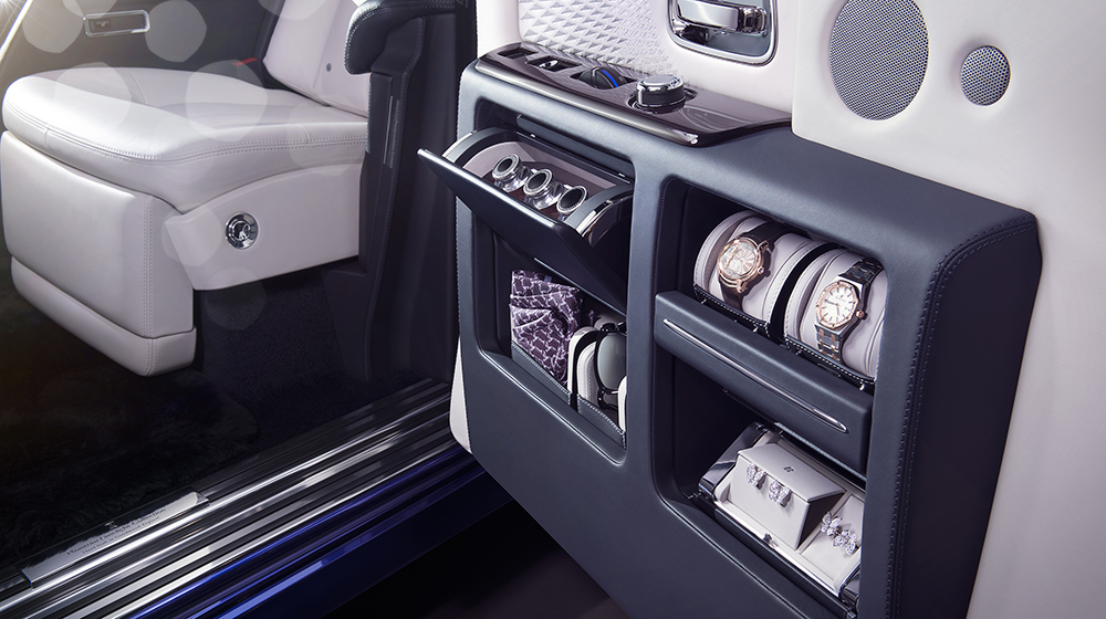 Chương trình bespoke của Rolls-Royce đẳng cấp cỡ nào? Bespoke (5).jpg