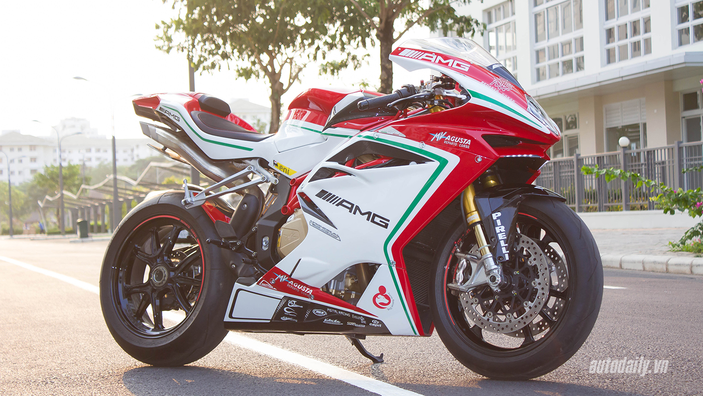 Ảnh chi tiết MV Agusta F4 RC tại Việt Nam MV Agusta F4 RC (1).jpg