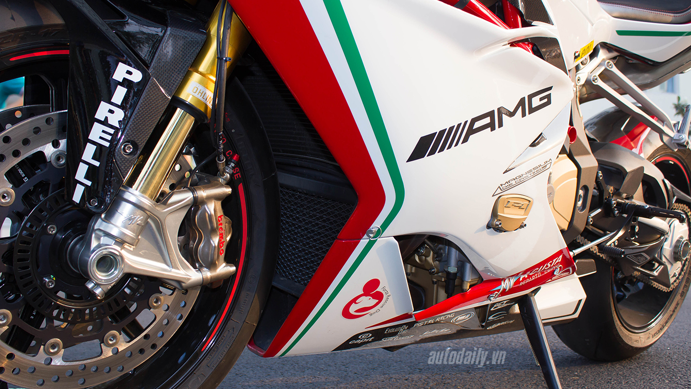 Ảnh chi tiết MV Agusta F4 RC tại Việt Nam MV Agusta F4 RC (2).jpg