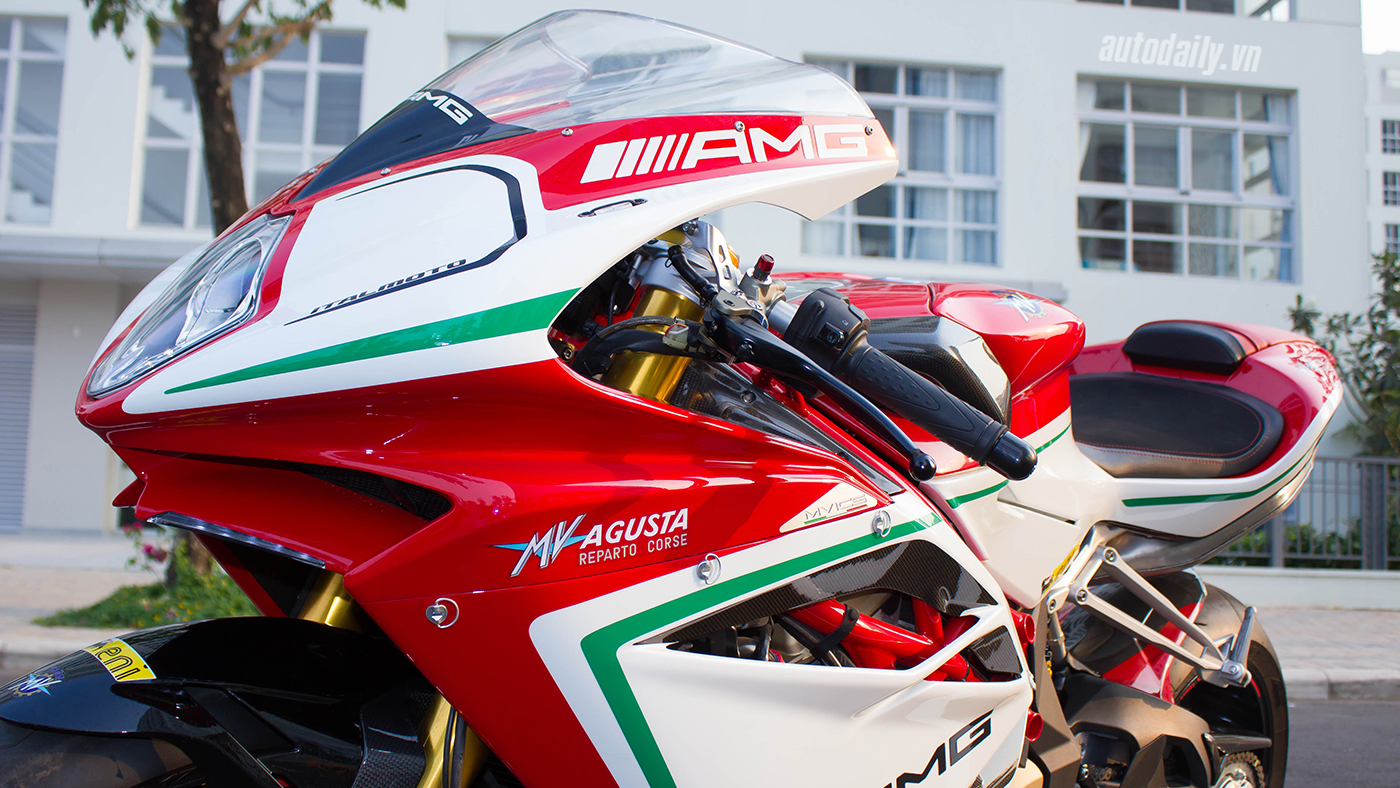 Cận cảnh “siêu phẩm đường phố” MV Agusta F4 RC tại Việt Nam MV Agusta F4 RC (3).jpg