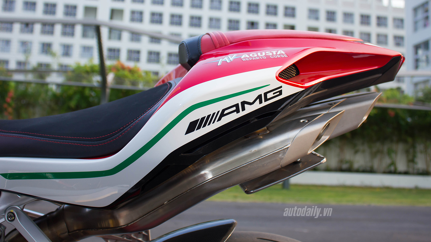 Ảnh chi tiết MV Agusta F4 RC tại Việt Nam MV Agusta F4 RC (7).jpg
