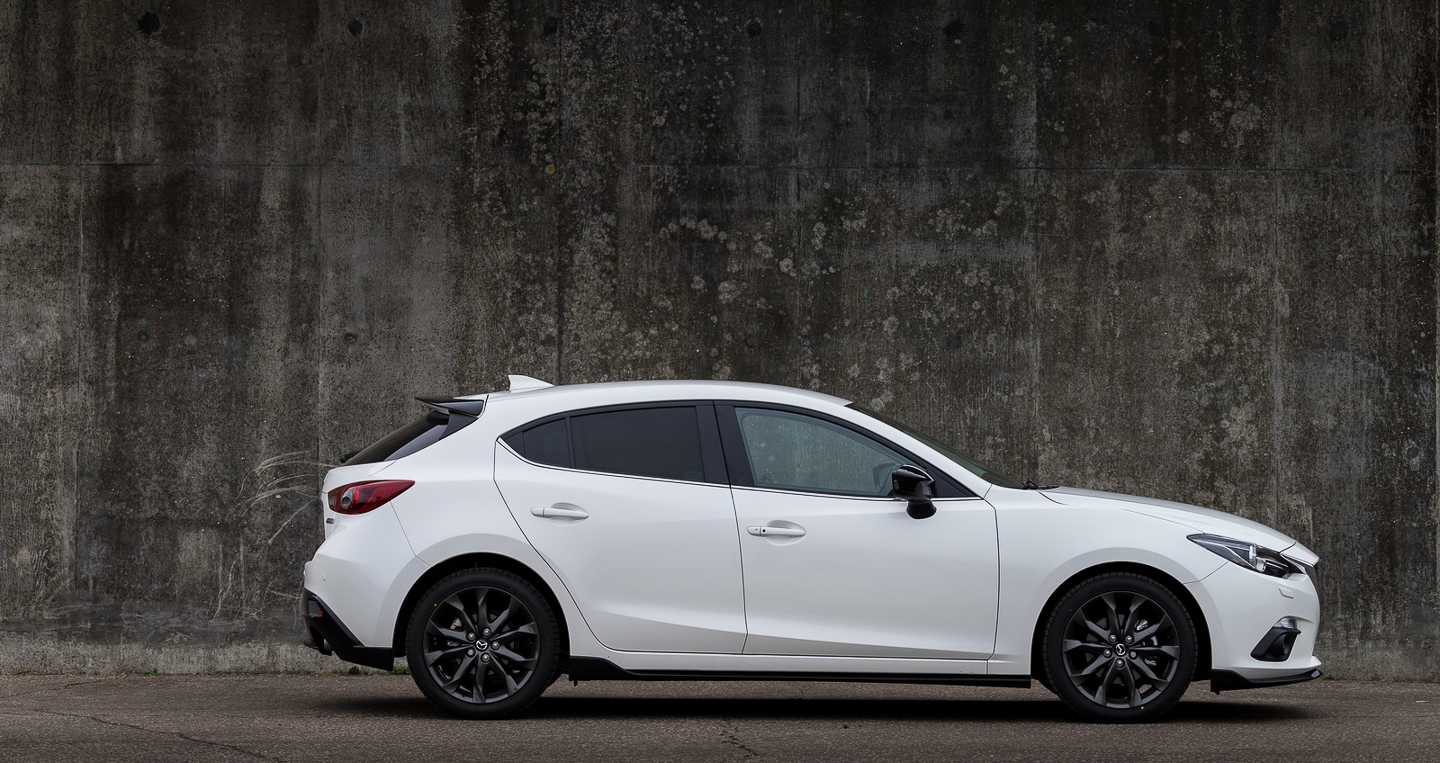 Mazda3 ra bản đặc biệt, giá 28.000 USD Mazda3_Sport_Black_Special_Edition_2016 (3).jpg