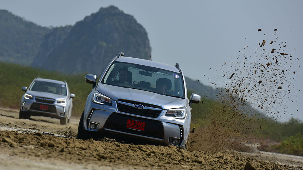 Đánh giá Subaru Forester 2016 – “Người bạn đường” lý tưởng Subaru-Forester 6.jpg