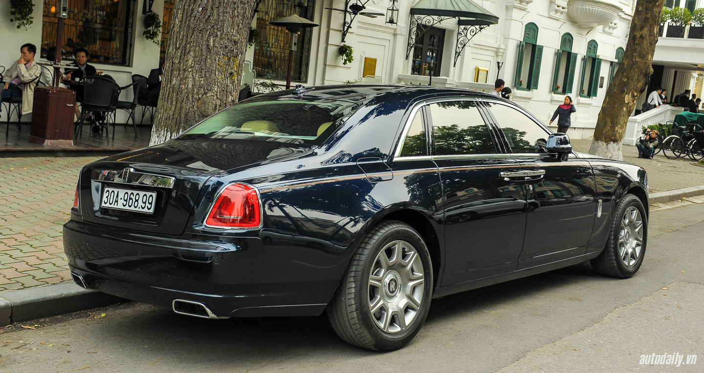 Ảnh chi tiết Rolls-Royce Ghost Series II chính hãng trên phố Hà Nội ghost series II (24).jpg