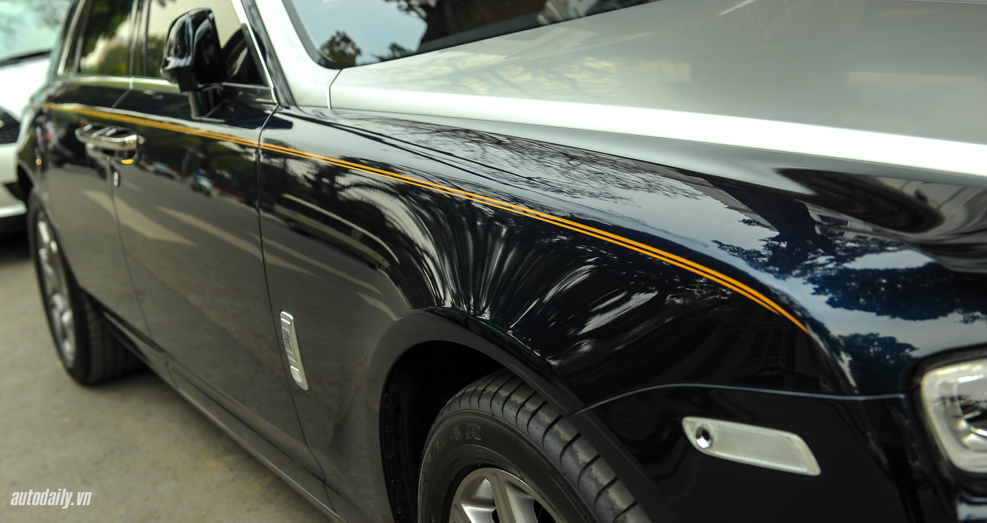 Ảnh chi tiết Rolls-Royce Ghost Series II chính hãng trên phố Hà Nội ghost series II (8).JPG