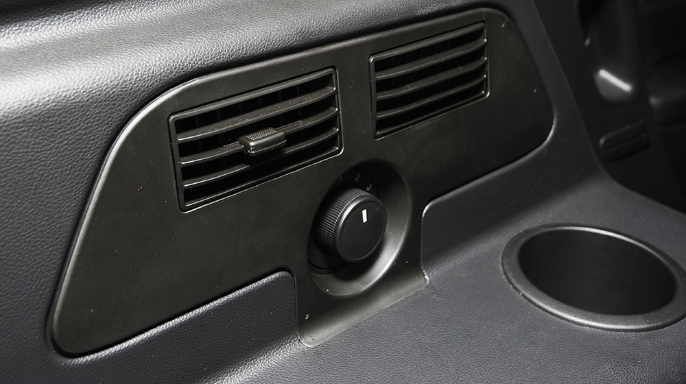 Những thay đổi “đắt giá” trên Chevrolet Captiva mới Captiva (5).jpg