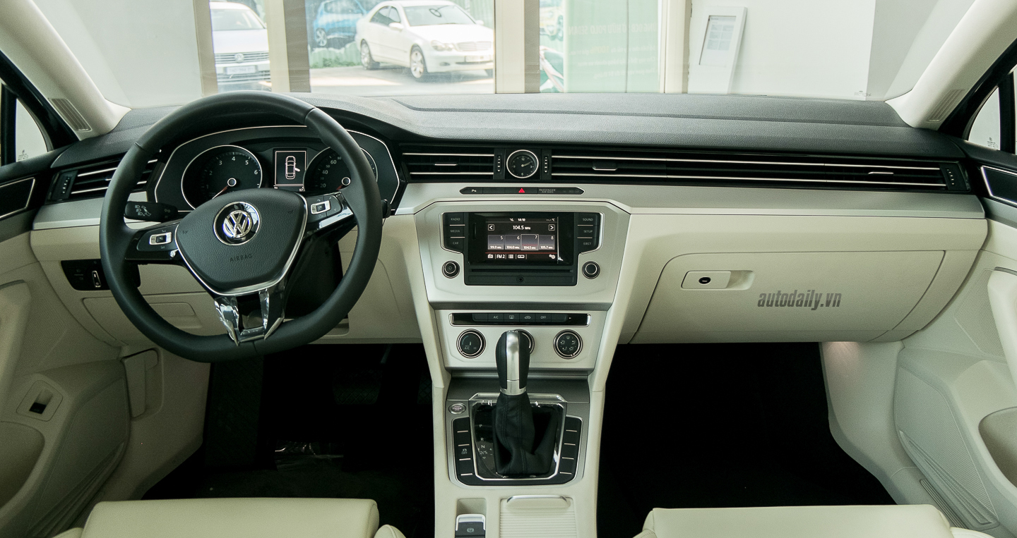 Volkswagen Passat 2016 về Việt Nam Volkswagen_Passat_2016 (24).jpg
