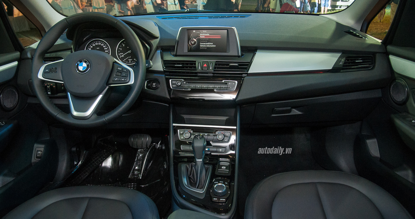 Chi tiết BMW 2 Series Gran Tourer 7 chỗ vừa ra mắt tại Việt Nam BMW_Series2_GranTourer (20).jpg