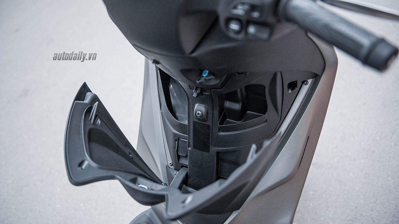 Ảnh chi tiết Piaggio Medley 125 ABS Đánh giá nhanh Piaggio Medley (19).jpg