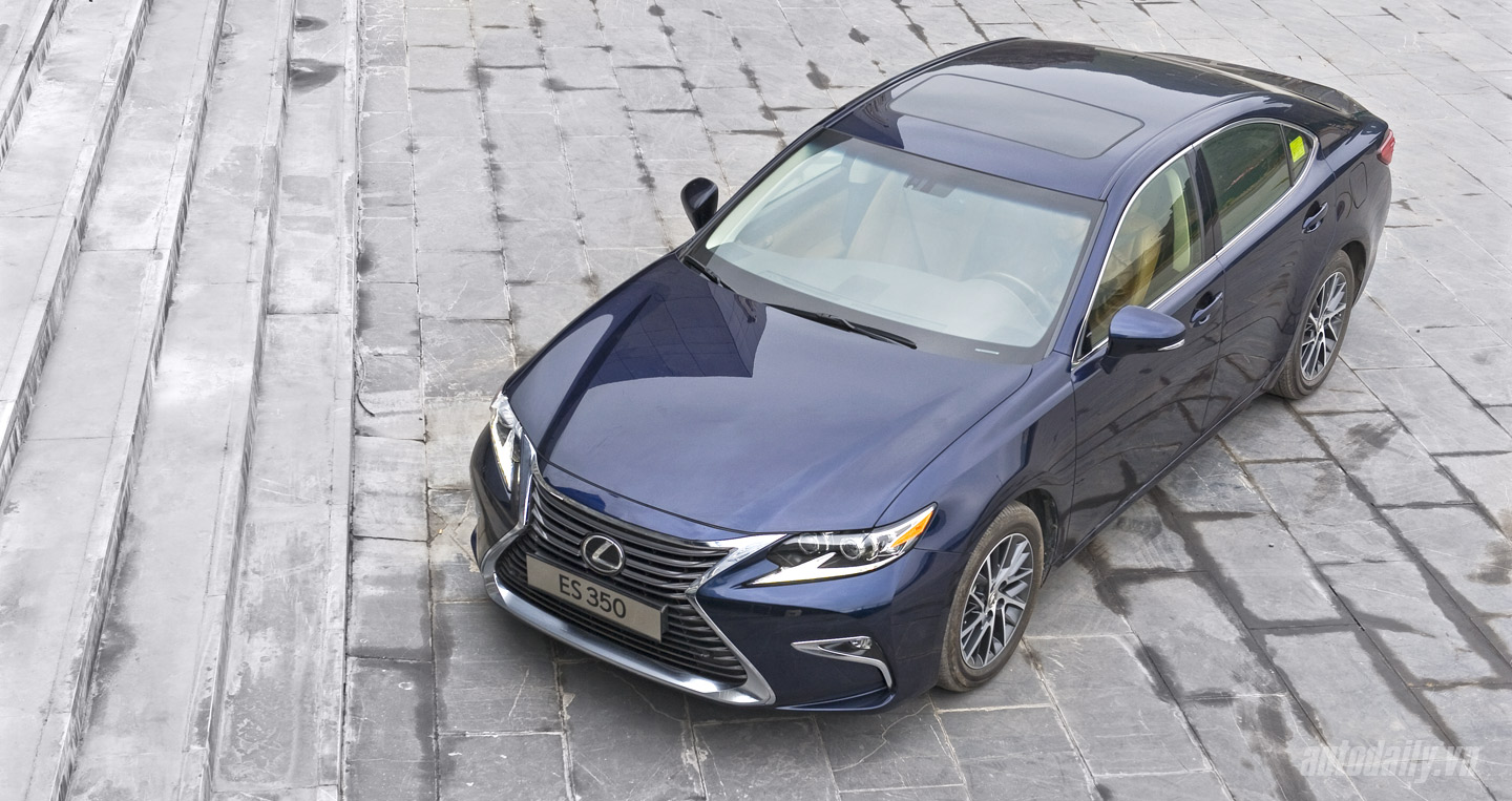 Lexus ES 350 2016: Sang trọng, đẳng cấp và an toàn ES-350.jpg