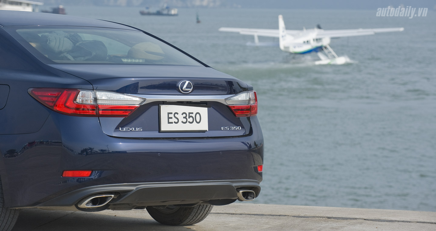 Lexus ES 2016: Lựa chọn mới cho người trẻ thành đạt Lexus ES350 (49).jpg