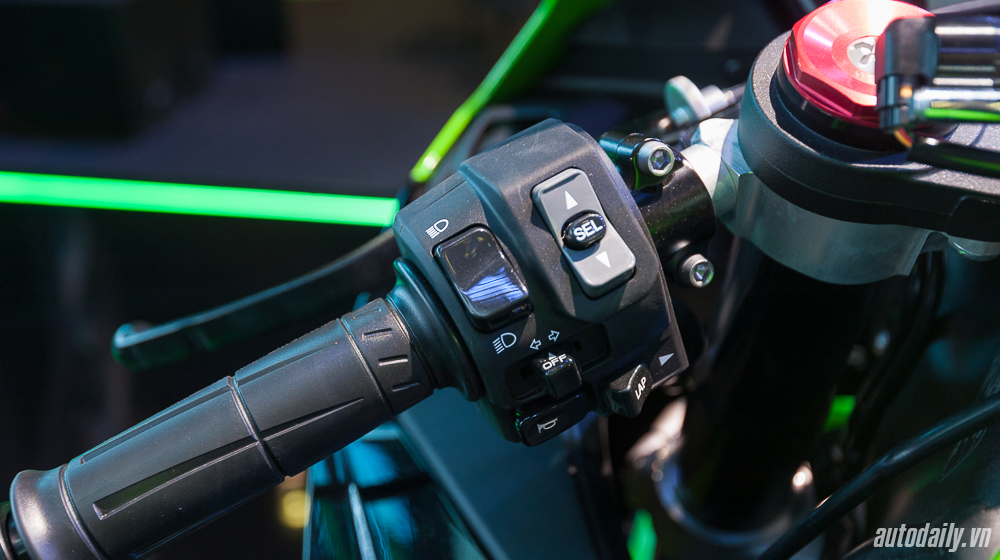 Xem thêm ảnh Kawasaki ZX-10R ABS 2016 ZX-10R (10).jpg