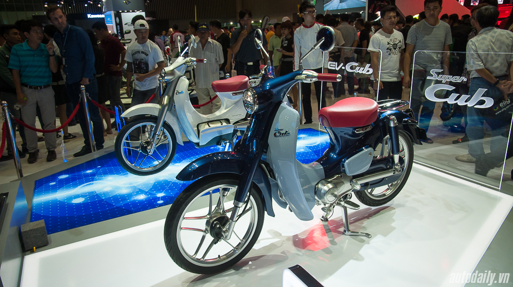 Ngắm cặp đôi Honda Cub đặc biệt tại Việt Nam Honda_Cub (3).jpg