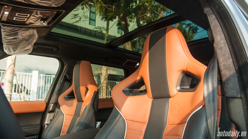 Range Rover Sport SVR - SUV mạnh nhất của Land Rover về Việt Nam RAnge Rover (11).jpg
