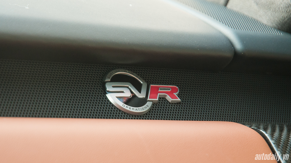 Ảnh chi tiết Range Rover Sport SVR RAnge Rover (15).jpg