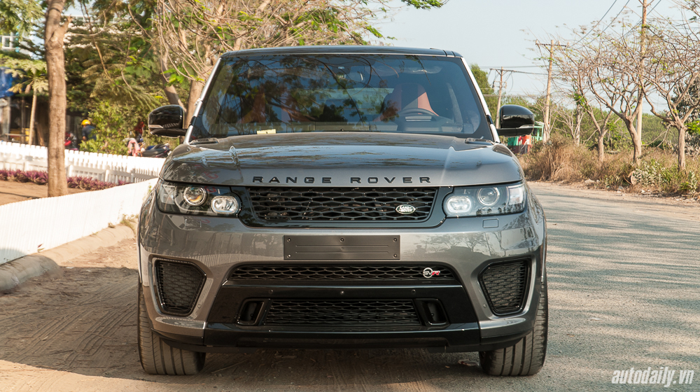 Range Rover Sport SVR - SUV mạnh nhất của Land Rover về Việt Nam RAnge Rover (2).jpg