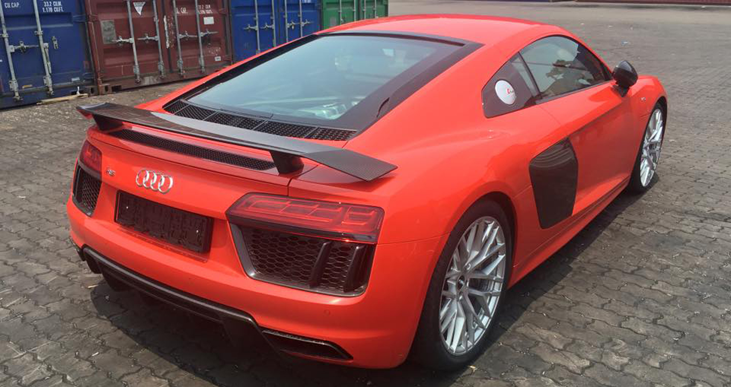 Siêu phẩm Audi R8 V10 Plus 2015 đầu tiên về Việt Nam Audi R8 V10 Plus (6).JPG