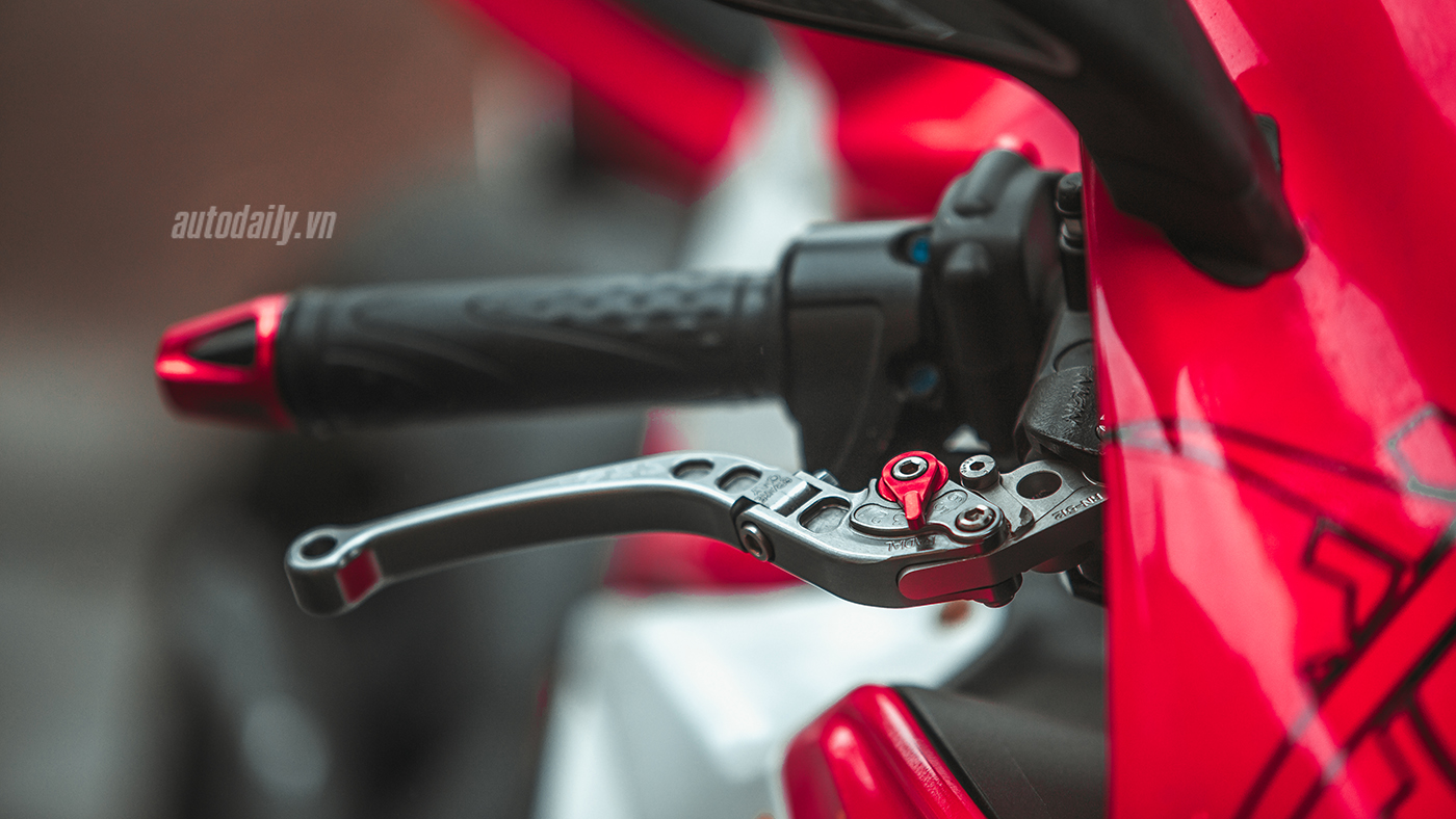 Ảnh chi tiết MV Agusta F3 800 tại Hà Nội MV Agusta F3 (21).jpg