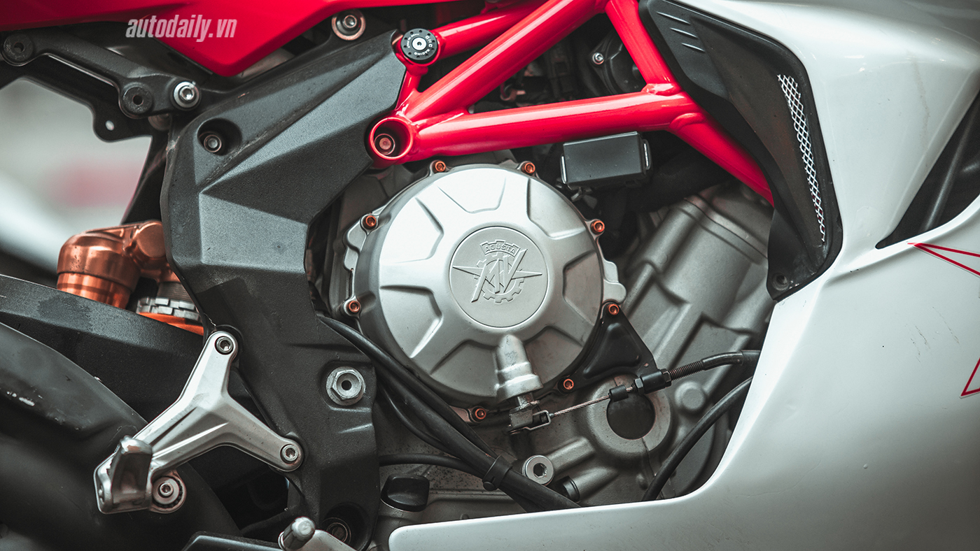 Ảnh chi tiết MV Agusta F3 800 tại Hà Nội MV Agusta F3 (31).jpg