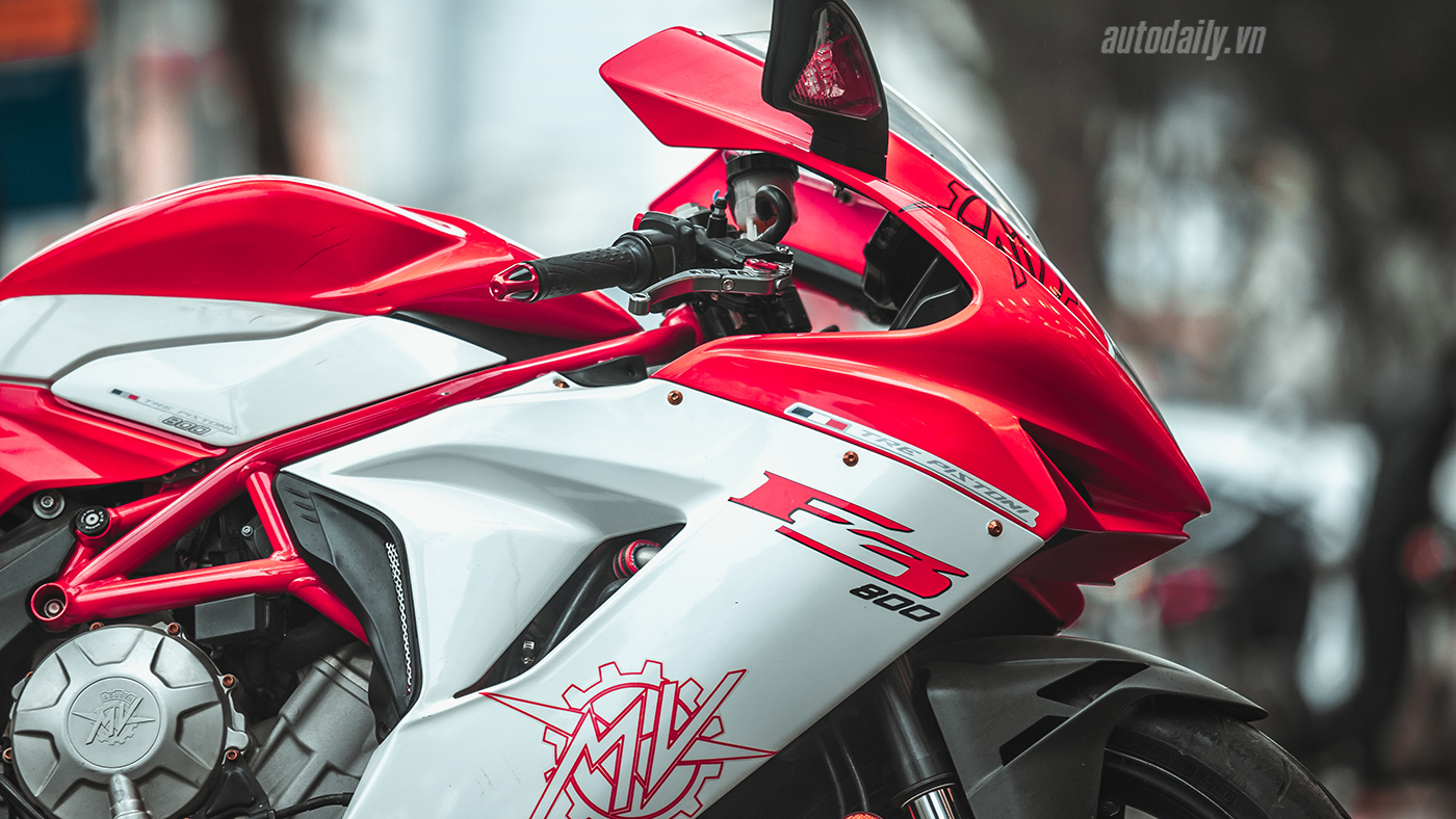 Ảnh chi tiết MV Agusta F3 800 tại Hà Nội MV Agusta F3 (40).jpg
