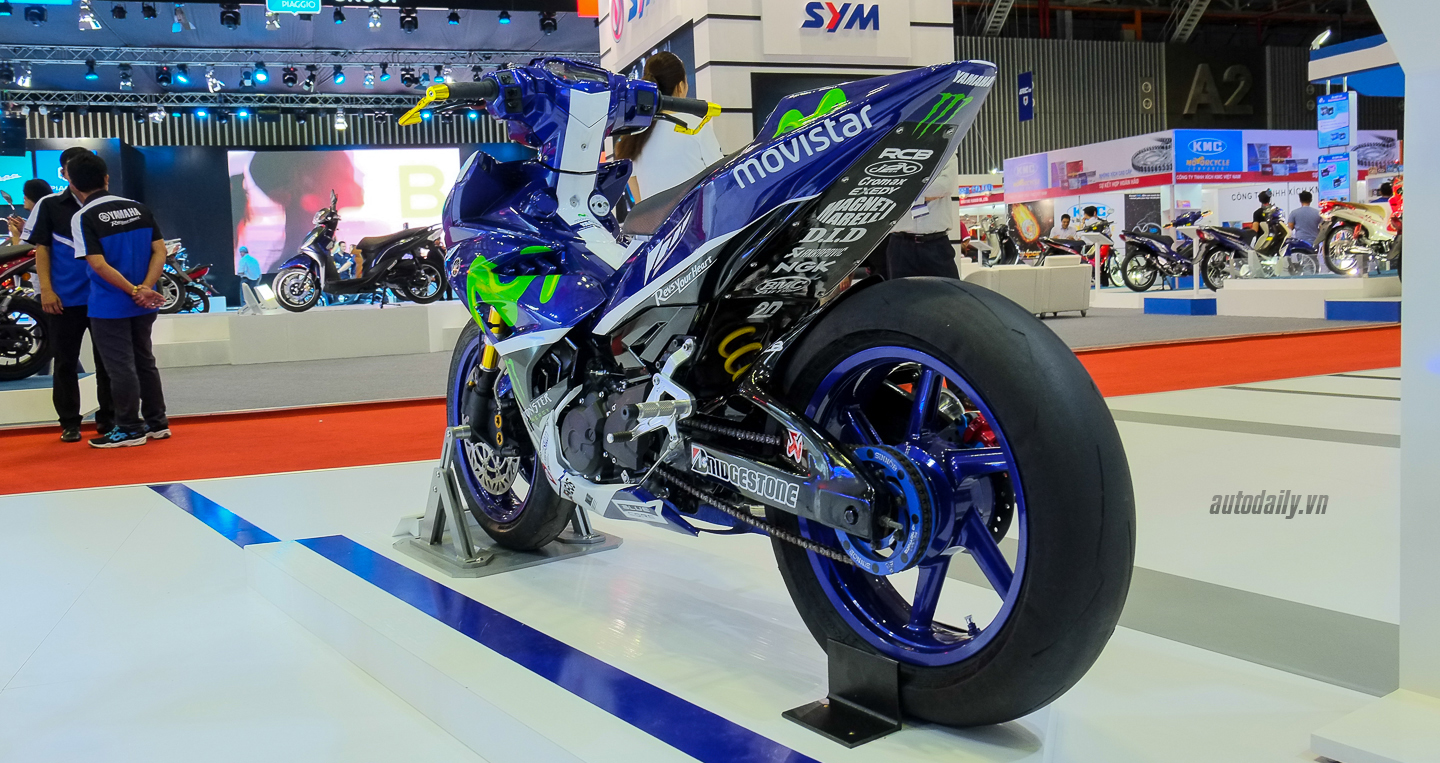 Cận cảnh bộ đôi Exciter độ chính hãng 