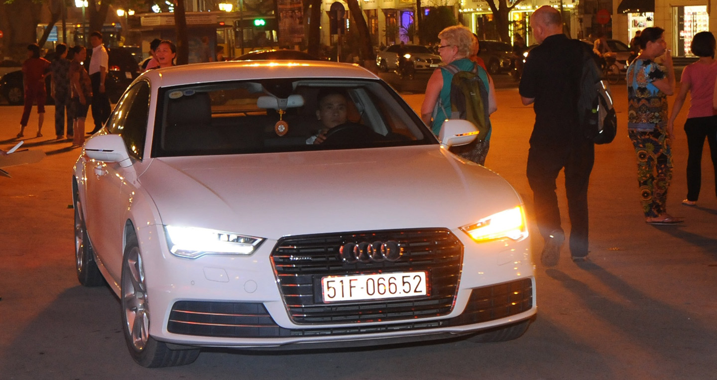 Audi Việt Nam đồng hành cùng chương trình hòa nhạc Hennessy Xe-Audi-tai-tro-chuong-trinh-(2).jpg