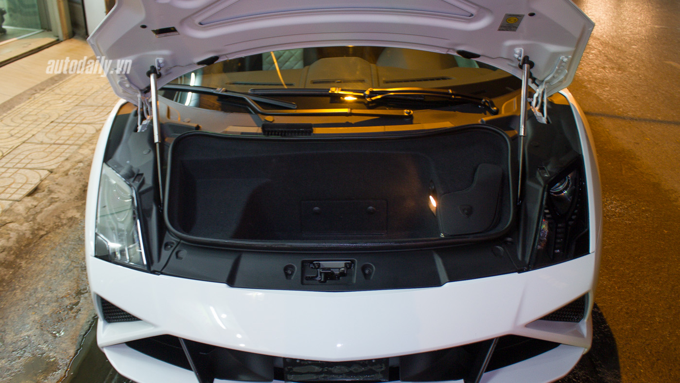 Ngắm vẻ đẹp của Lamborghini Gallardo LP560-4 Spyder đầu tiên tại Việt Nam Gallardo Spyder (11).jpg