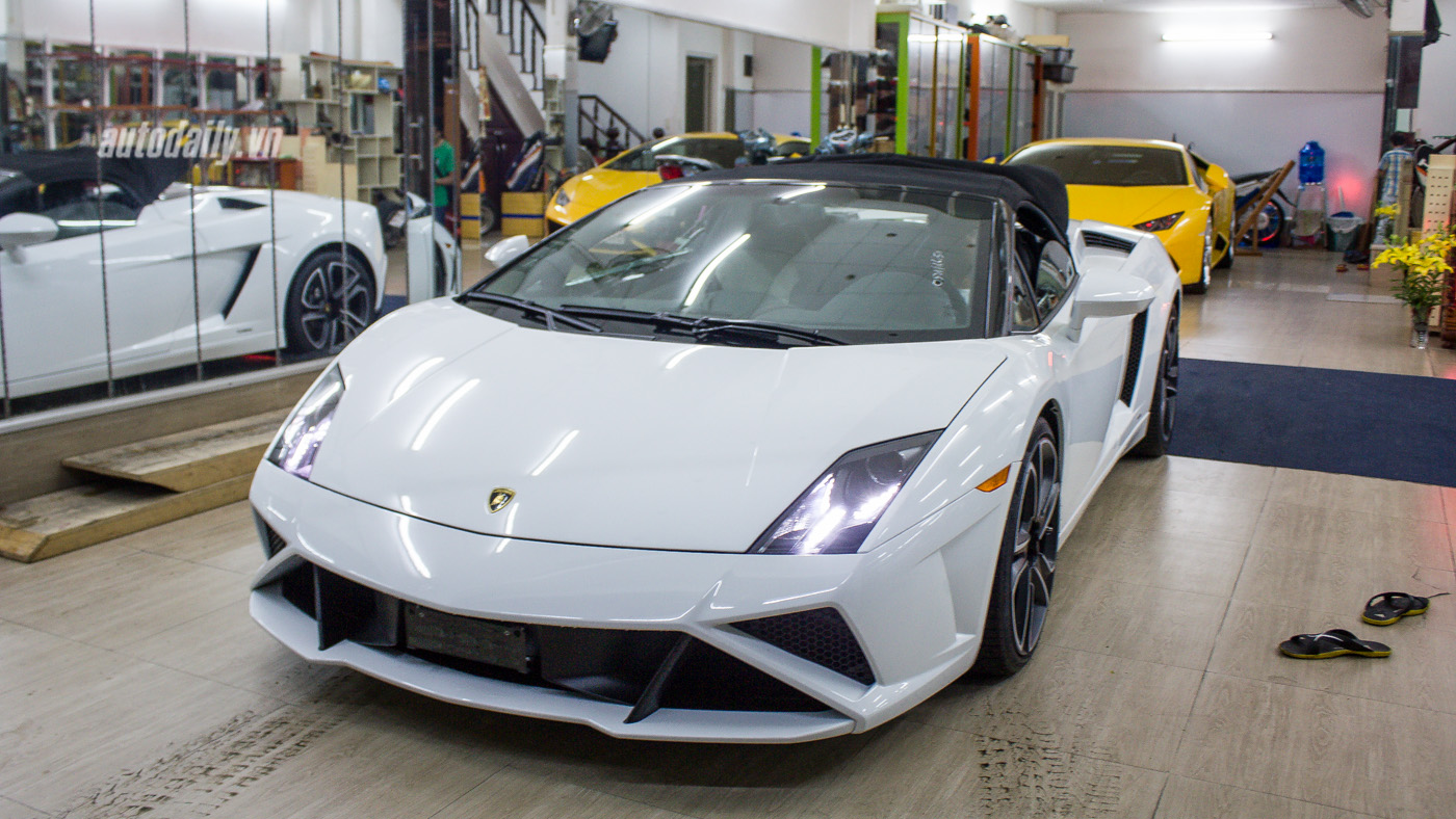 Ngắm vẻ đẹp của Lamborghini Gallardo LP560-4 Spyder đầu tiên tại Việt Nam Gallardo Spyder (12).jpg