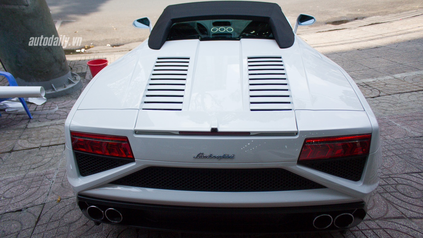 Ngắm vẻ đẹp của Lamborghini Gallardo LP560-4 Spyder đầu tiên tại Việt Nam Gallardo Spyder (33).jpg