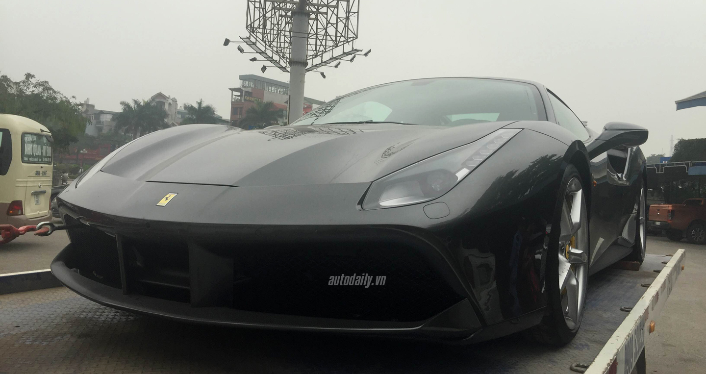 Siêu ngựa Ferrari 488 GTB đầu tiên về Hà Nội Ferrari 488 GTB (4).jpg