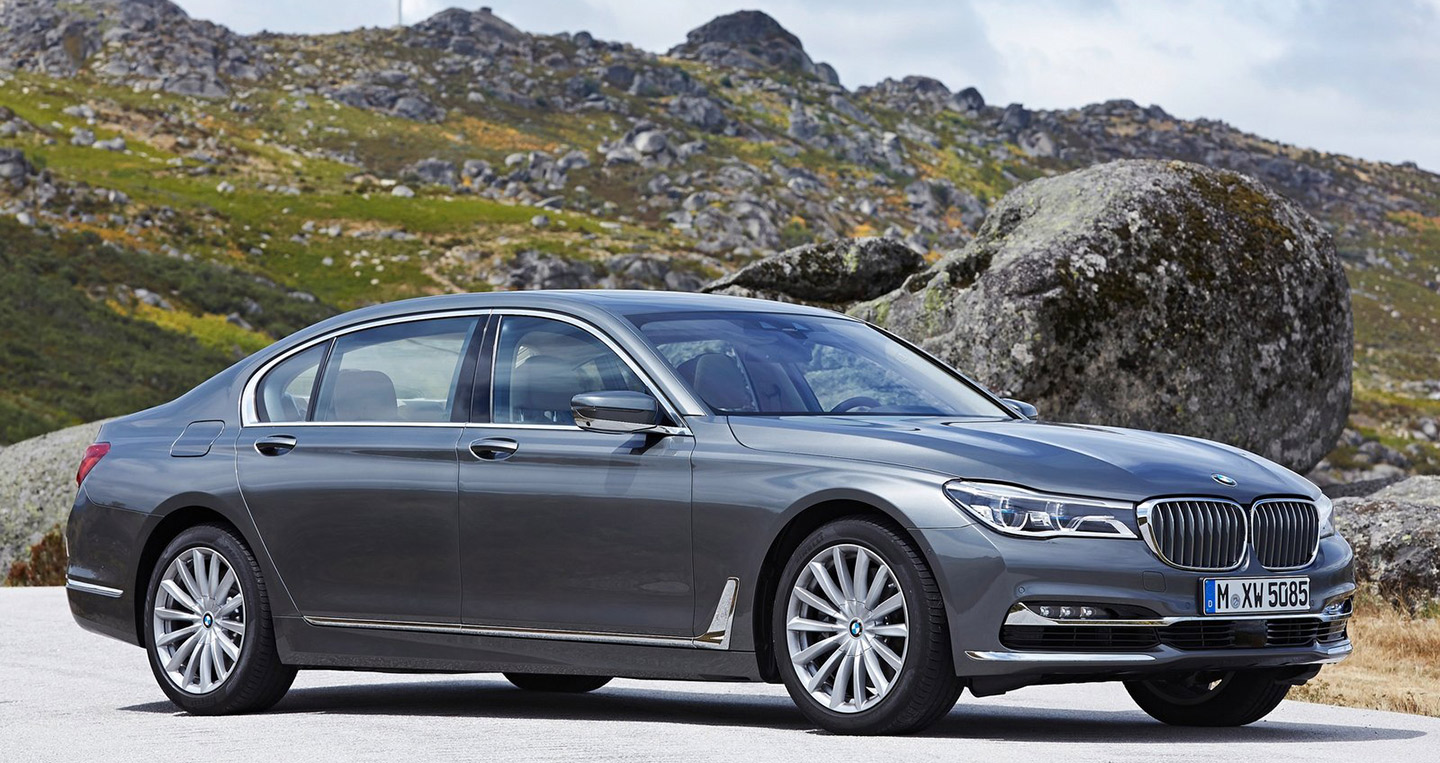 BMW ngừng bán 7-Series do lỗi túi khí BMW-750Li_xDrive-2016-1600-07.jpg
