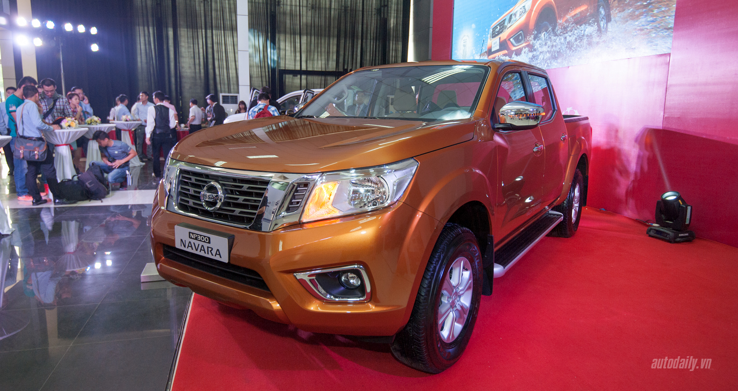 Chi tiết Nissan NP300 Navara 1 cầu, số tự động giá 649 triệu Nissan Navara EL (10).jpg
