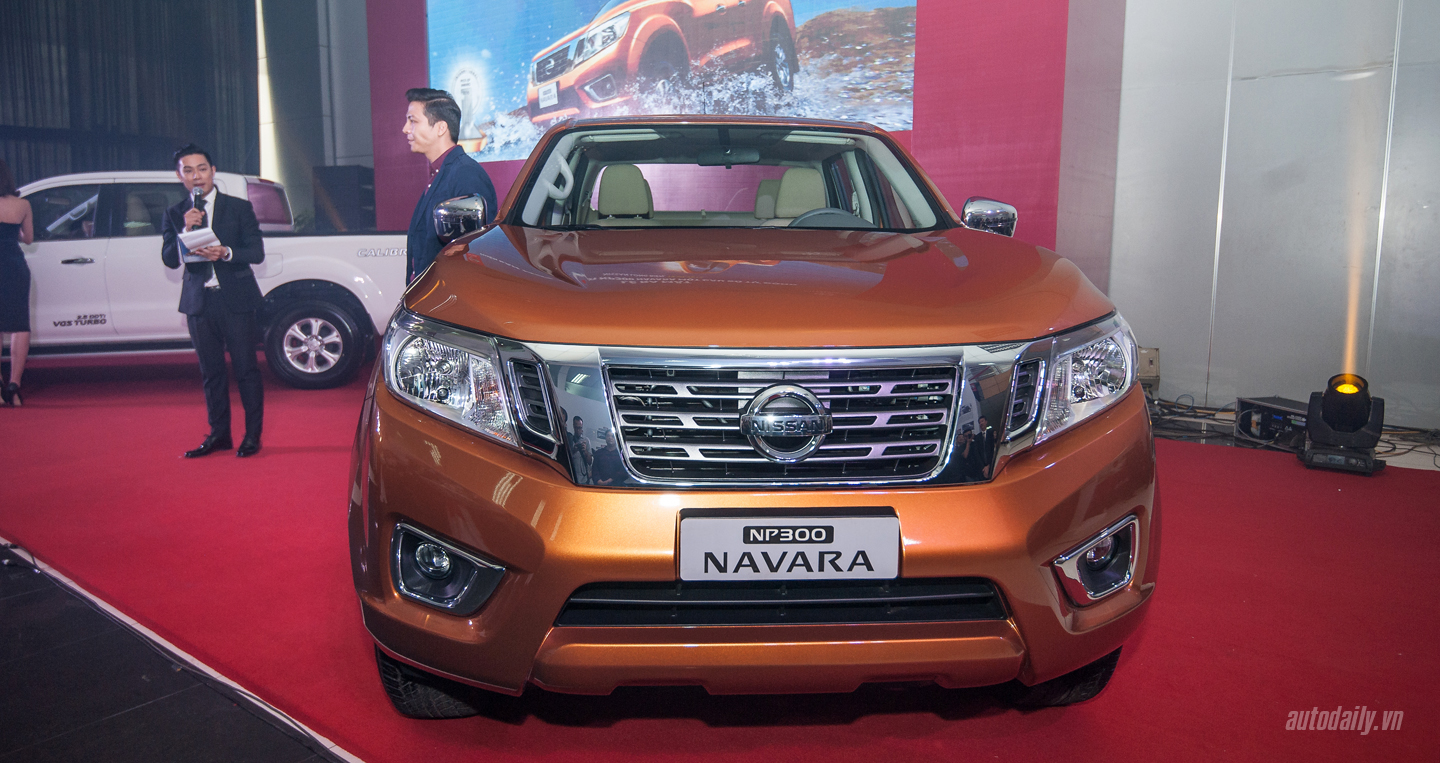 Chi tiết Nissan NP300 Navara 1 cầu, số tự động giá 649 triệu Nissan Navara EL (16).jpg