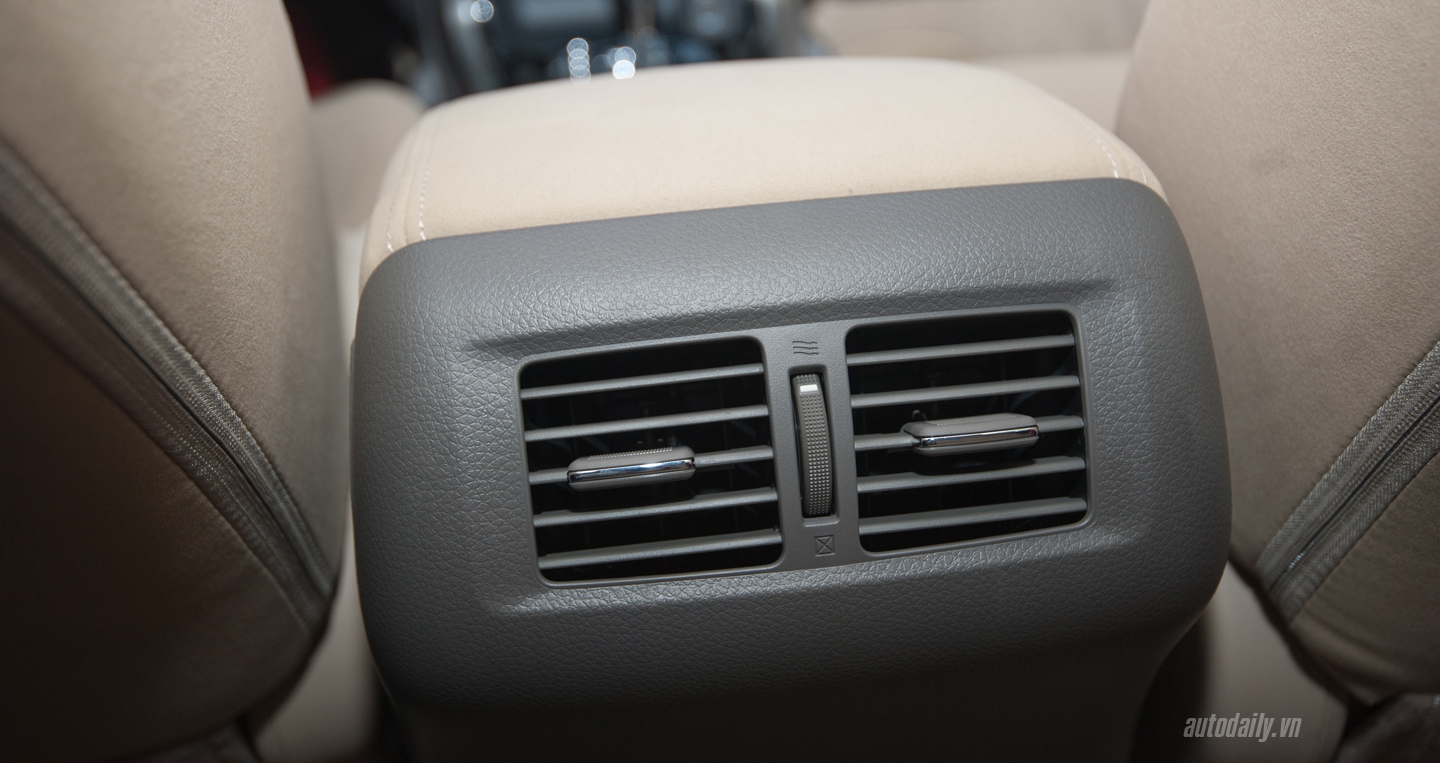 Ảnh chi tiết Nissan NP300 Navara EL Nissan Navara EL (30).jpg