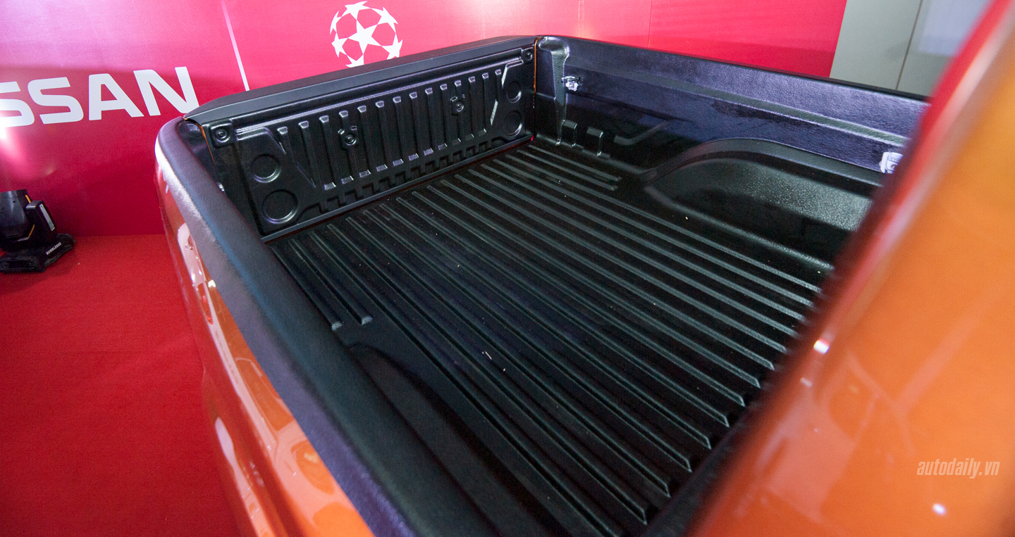 Ảnh chi tiết Nissan NP300 Navara EL Nissan Navara EL (6).jpg