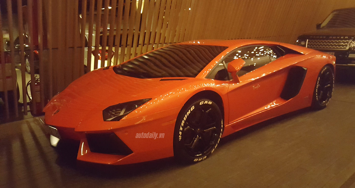 Siêu xe và xe thể thao “rủ nhau” ra đường ngày nghỉ lễ sieu xe tụ hop (16).jpg