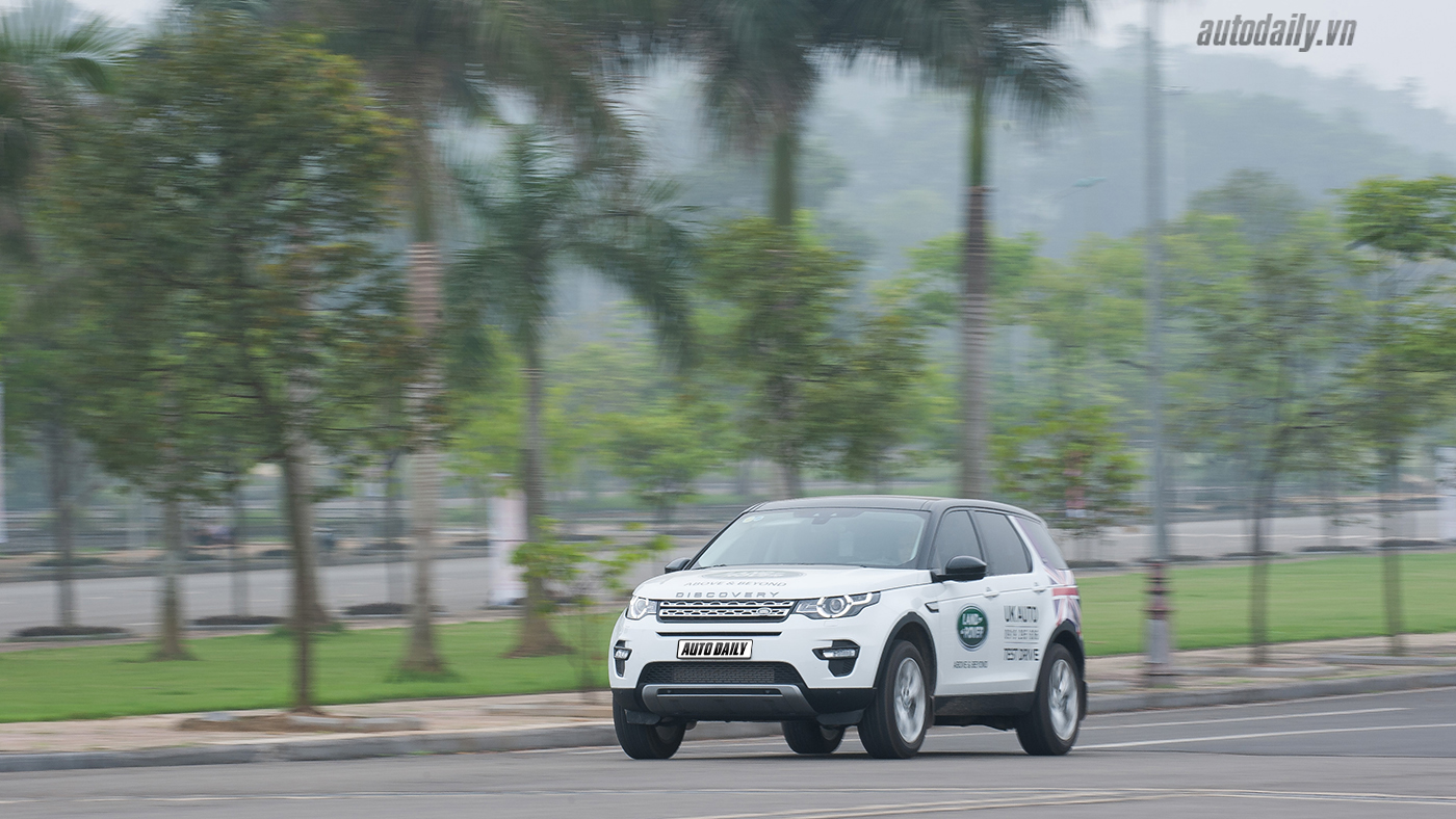 Đánh giá SUV hạng sang Land Rover Discovery Sport Discovery Sport (25).jpg