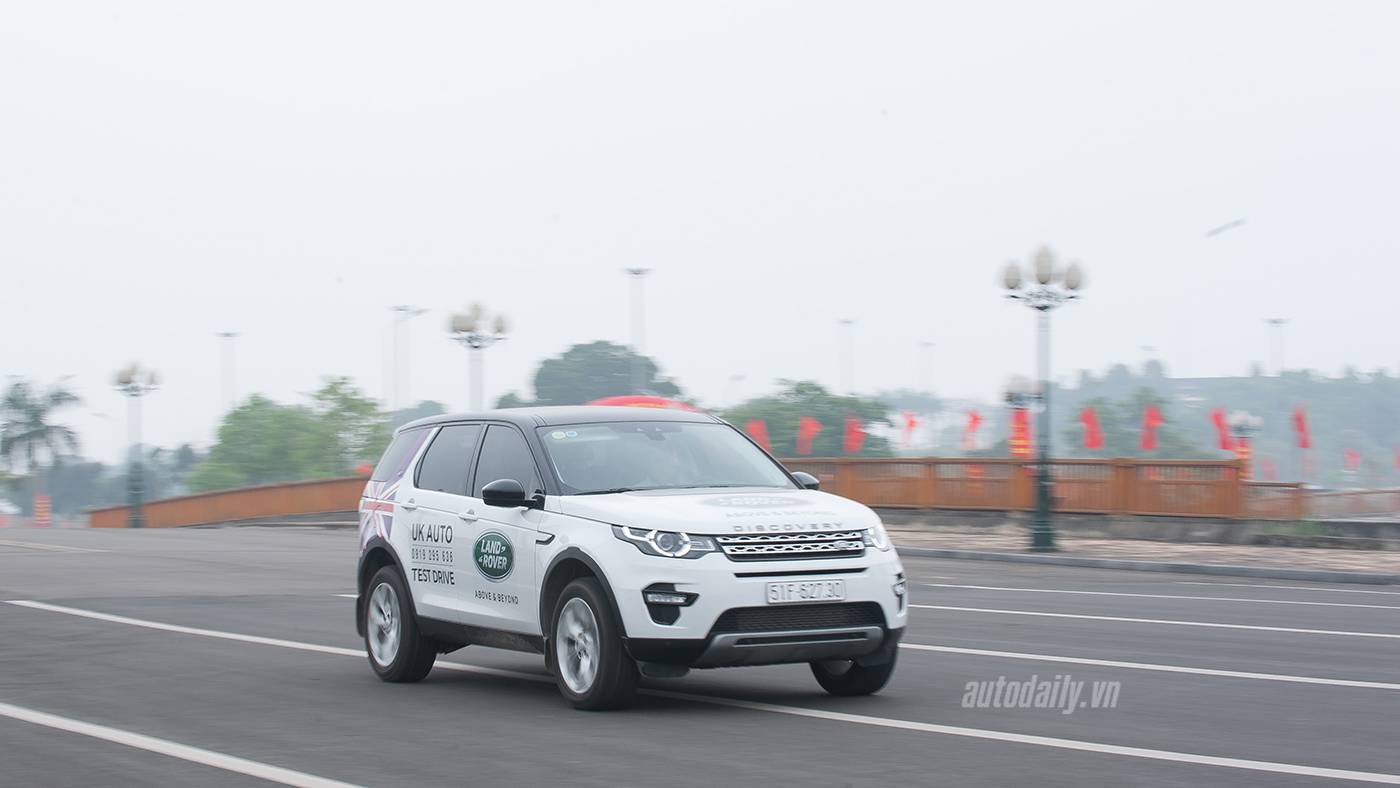 Đánh giá SUV hạng sang Land Rover Discovery Sport Discovery Sport (29).jpg