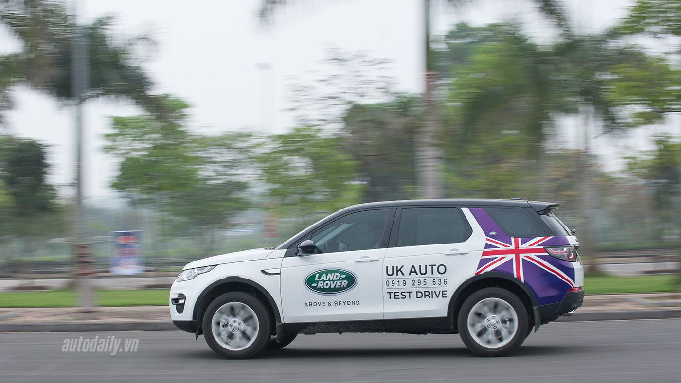 Đánh giá SUV hạng sang Land Rover Discovery Sport Discovery Sport (30).jpg