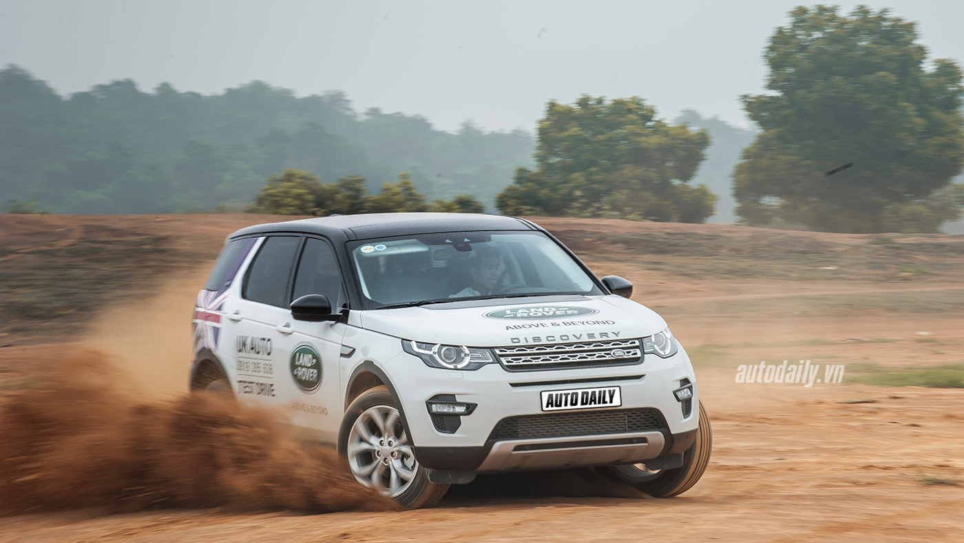 Đánh giá SUV hạng sang Land Rover Discovery Sport Discovery Sport (36).jpg
