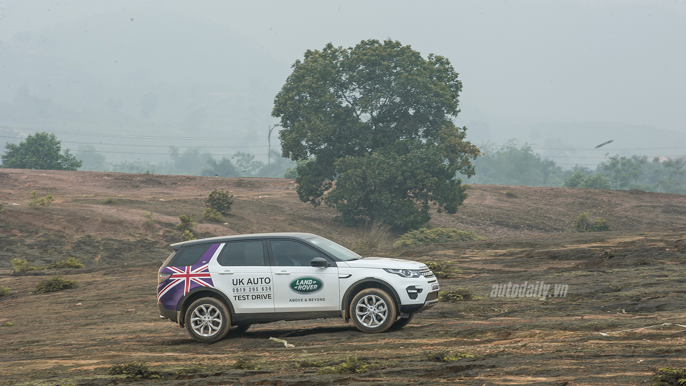 Đánh giá SUV hạng sang Land Rover Discovery Sport Discovery Sport (45).jpg