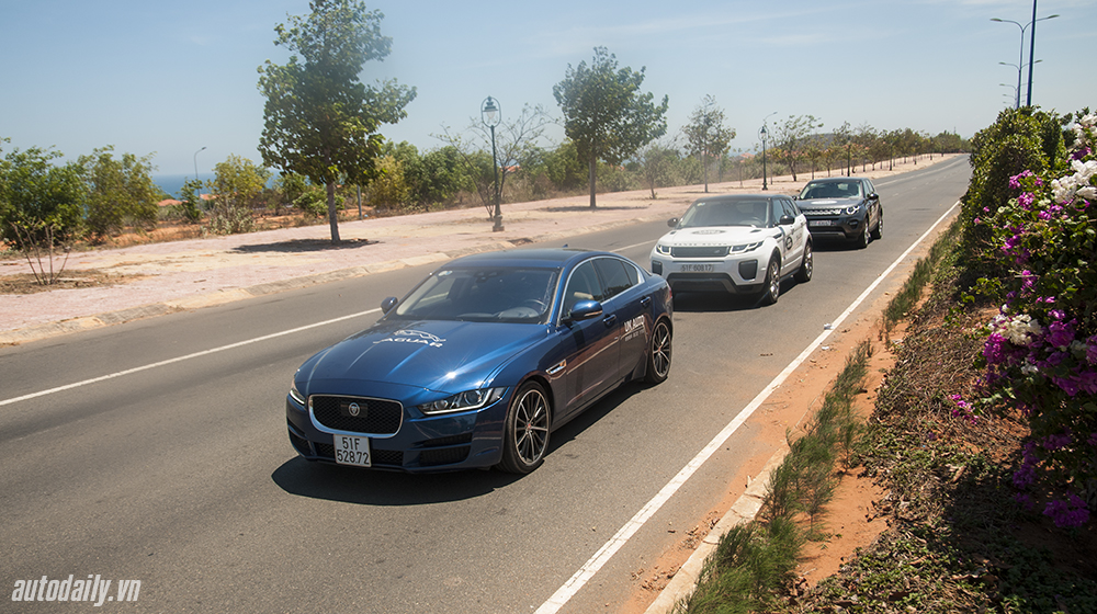 Hành trình Jaguar Land Rover - Đến phố biển Nha Trang Jaguar Land Rover (4).jpg