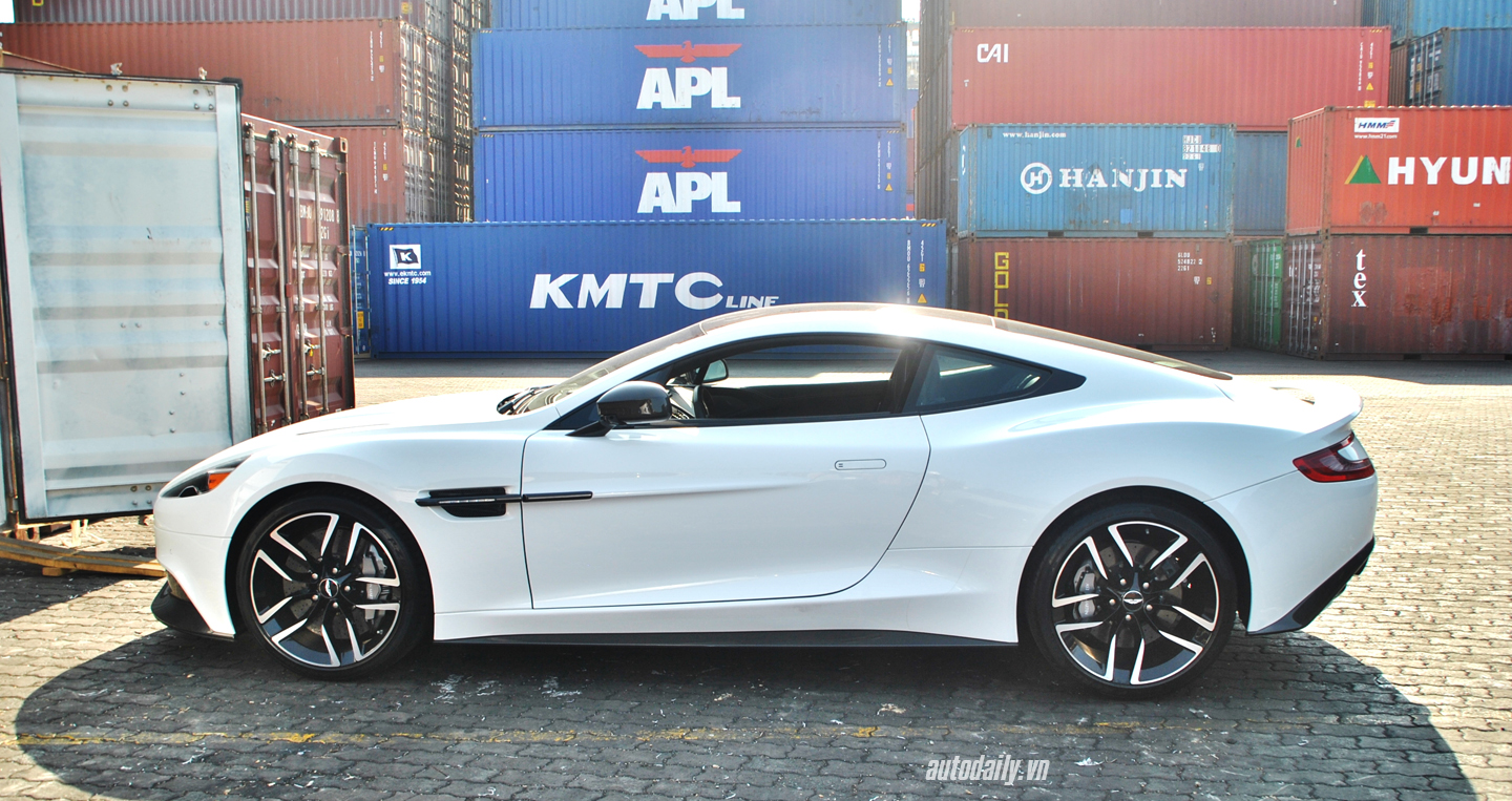 Siêu xe Aston Martin Vanquish thế hệ mới thứ 2 về Việt Nam Vanquish 2015 (13).JPG