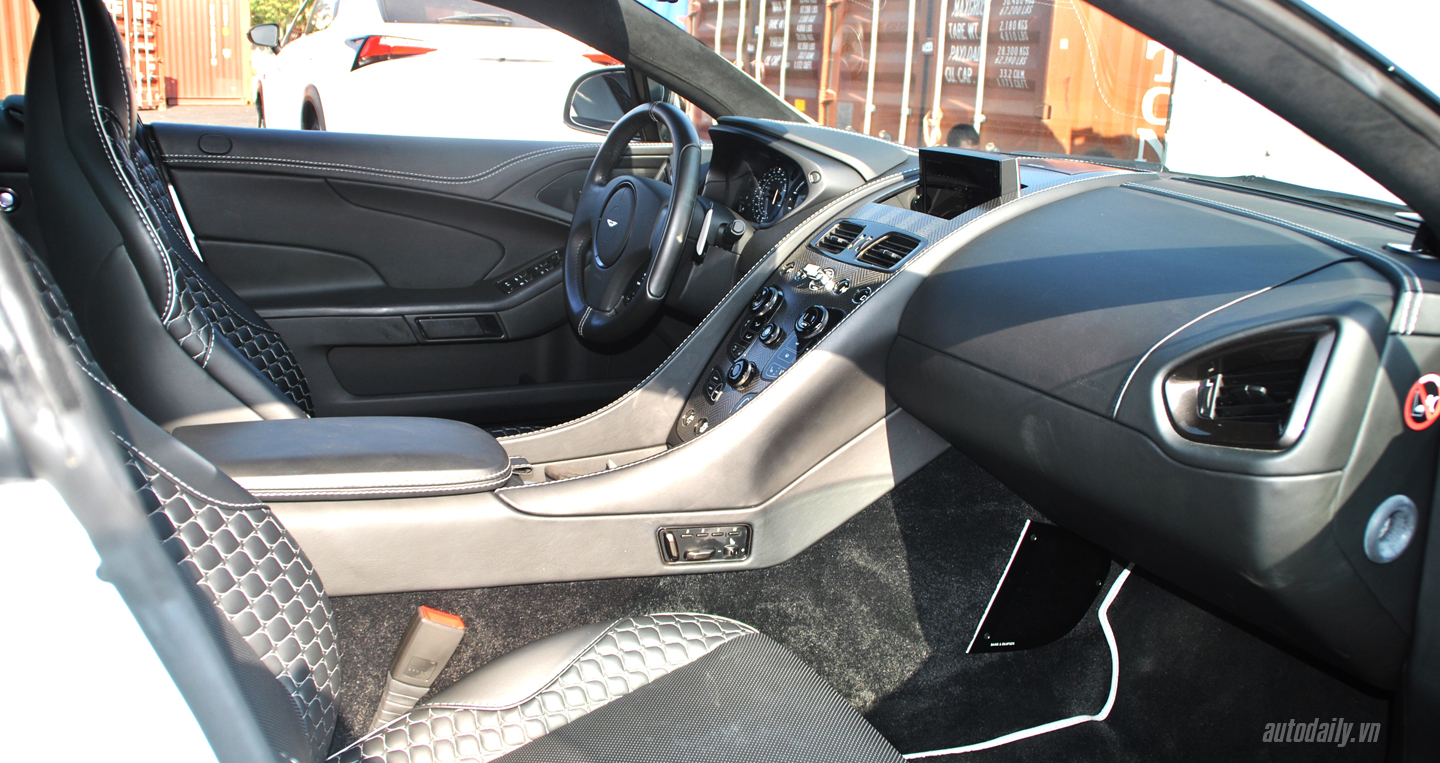 Siêu xe Aston Martin Vanquish thế hệ mới thứ 2 về Việt Nam Vanquish 2015 (15).jpg