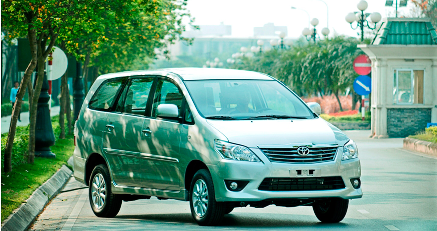 Toyota Việt Nam triệu hồi 764 xe Innova toyota-innova.jpg