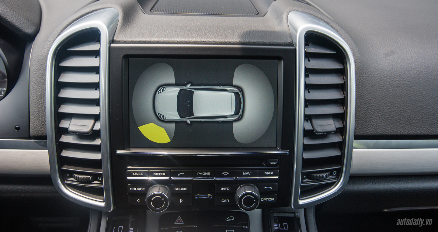 Nội thất Porsche Cayenne màu độc nhất Việt Nam Porsche Cayenne  1 (24).JPG