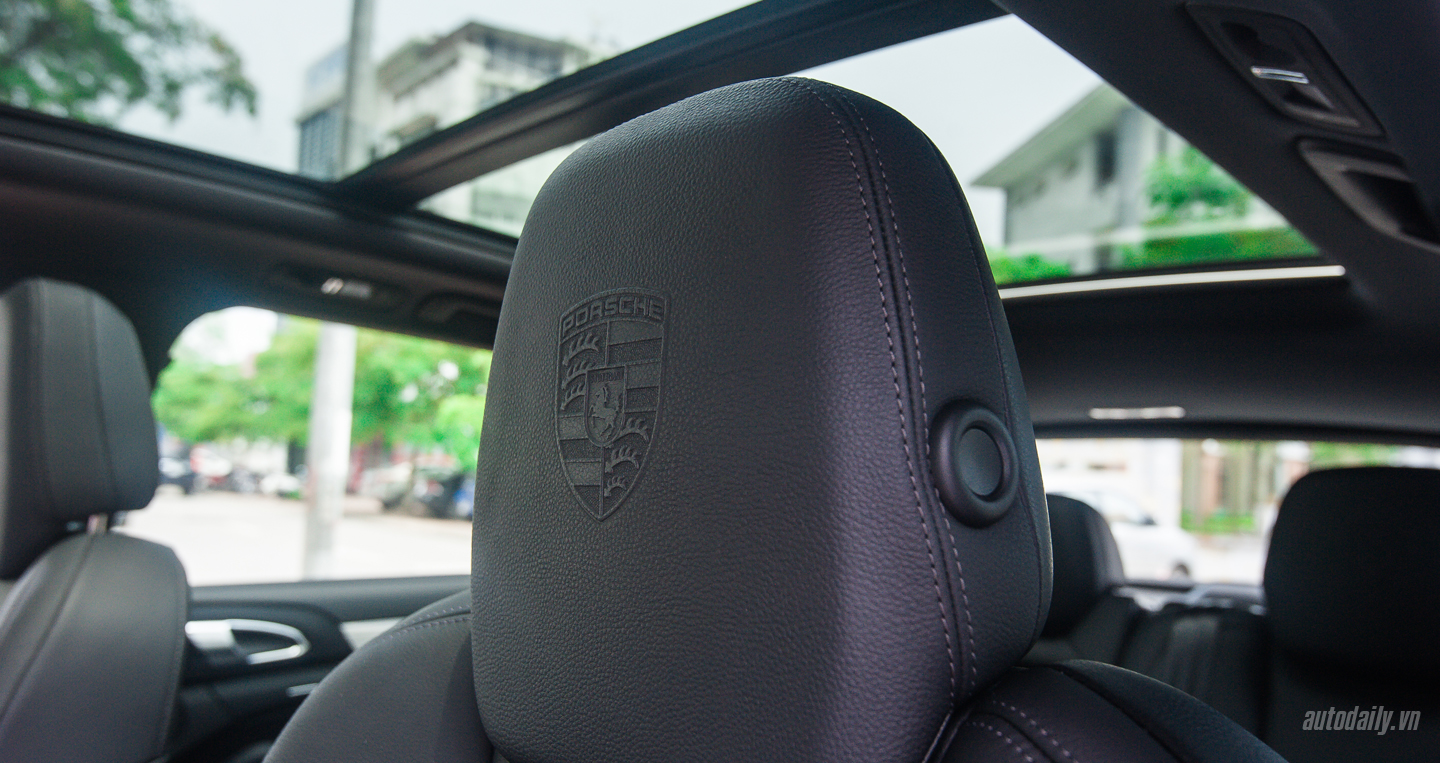 Nội thất Porsche Cayenne màu độc nhất Việt Nam Porsche Cayenne  1 (38).JPG